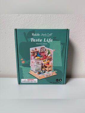 Rolife DIY Miniature - Taste Life Kitchen DS015